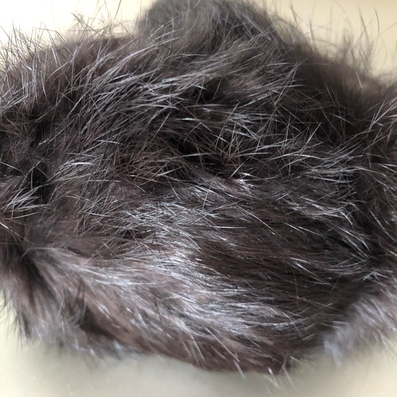Micheal Kors rabbit fur ear muffs - Picture 5 of 5